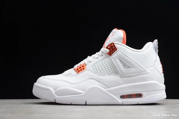 Air OrangeCT8527-118 4 Team Jordan 0615